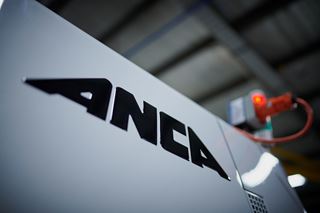 ANCA investiert in erneuerbare Energie von Flow Power für Hauptniederlassung